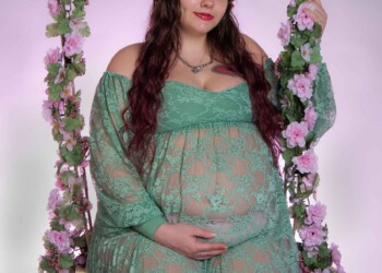floral maternity photoshoot1174 copy